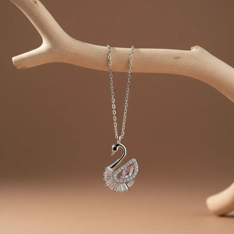 Zwaan Ketting met Roze Zirkonia | 925 Zilver
