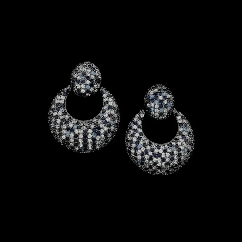 Zwarte Ronde Oorbellen met Blauwe Zirkonia Stenen